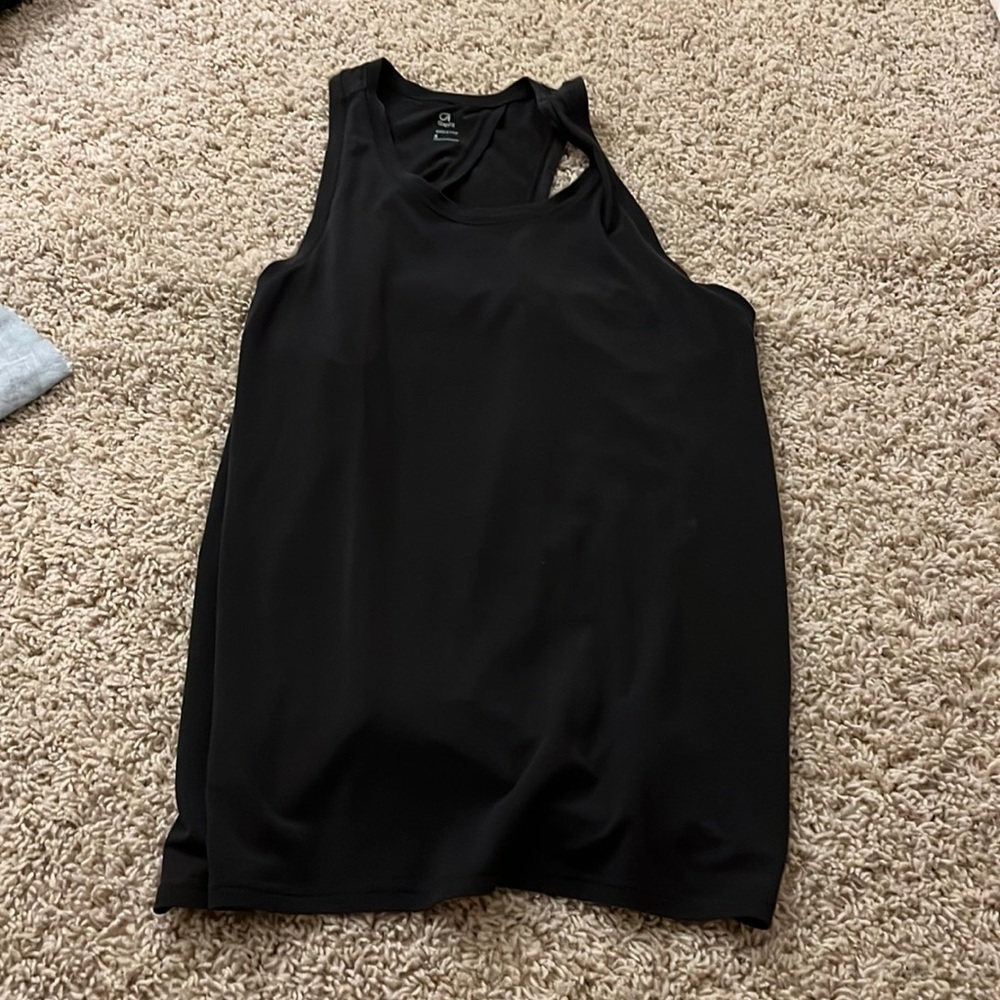 Gap tank top, size small, back opens up